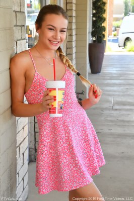 Stiften in haar kutje