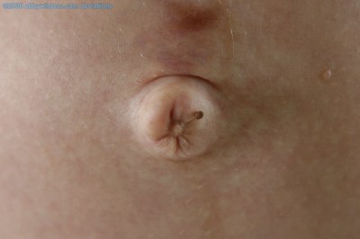 Jonge knappe hoogzwangere tienermoeder bloot