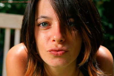 Dit meisje heeft het perfecte naakte lijf met de mooiste rondingen en proporties