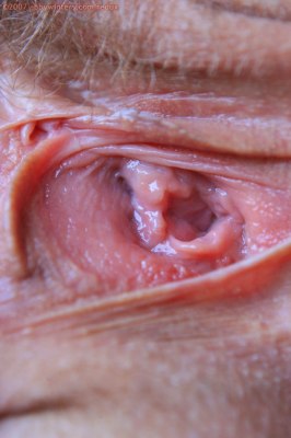 Zij heeft wel echt een heel lekker klein gaatje!