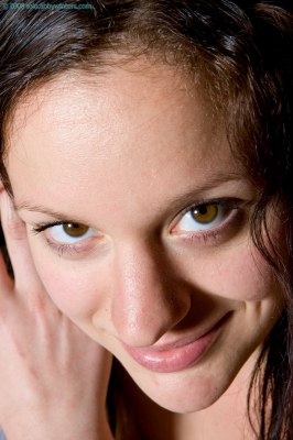 Mooiste vagina van Nederlandse Gabriela een rondborstige tiener meid