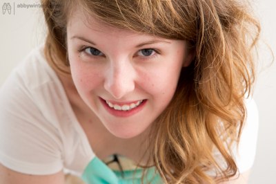 Lekker kontje onder rokje