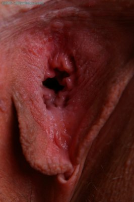 Stevige nederlandse Babette met volle borsten