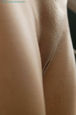 Meisje met Russische roots slank en naakt