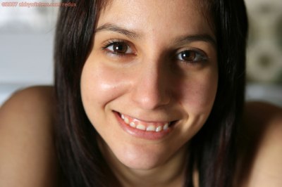 Deukjes of kuiltjes boven billen onderrug vrouw