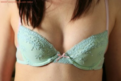 Deukjes of kuiltjes boven billen onderrug vrouw