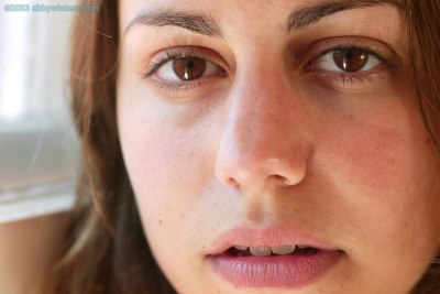 Amateur meisje uit Nederland eerste erotische foto